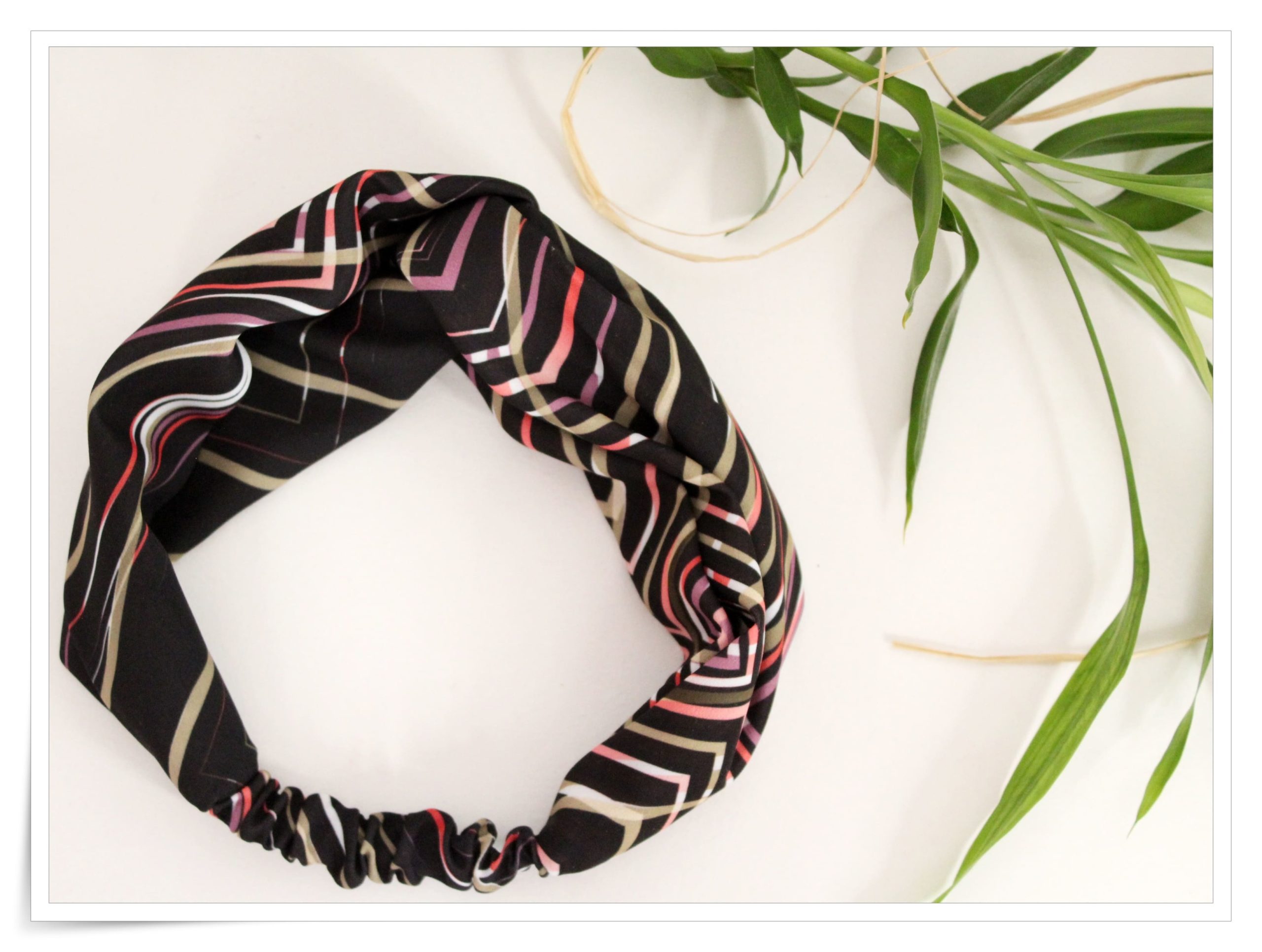 Bandeau Torsadé à Pois Avec Nœud - Forever 21, Noir Et Blanc, Extensible, Neuf Sans étiquette